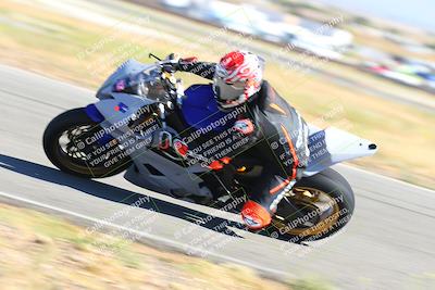 media/Oct-15-2023-TrackXperience (Sun) [[85198ff50b]]/Group 2/session 4 turn 3/